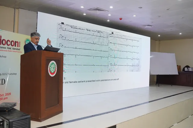 A speaker presenting an ECG session